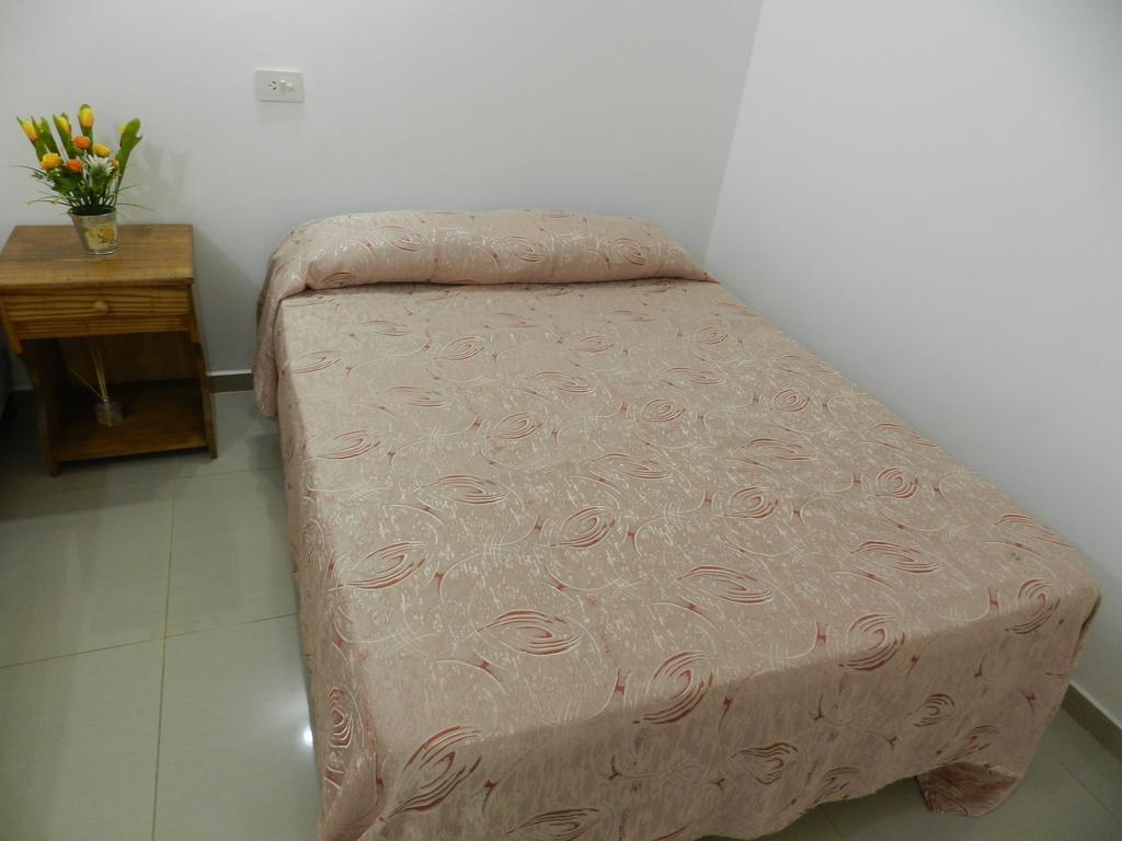 Hotel Colon Posadas Eksteriør bilde